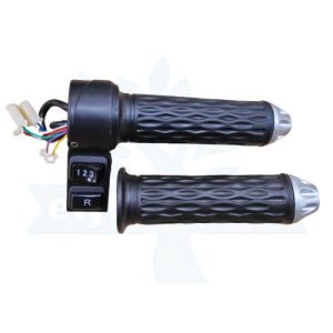 THROTTLE [WP 123+R] WATERPROOF (+GST 28%) (05a5)